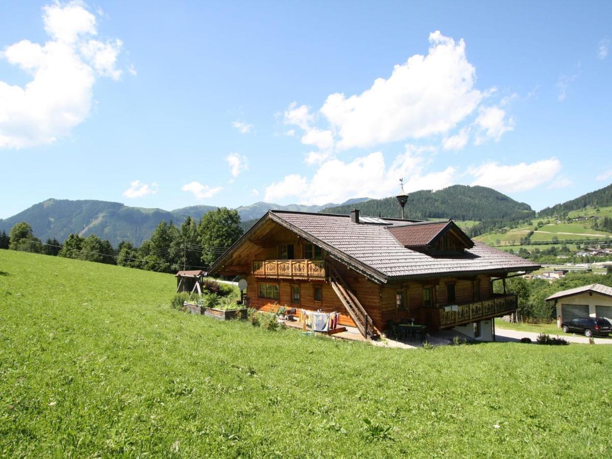 Villa On A Courtyard Near The Ski Area In Salzburg Eben Im Pongau Exterior foto